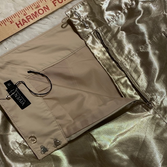 Viventy Chic Metallic Silk Skirt in Lustrous Gold (looks silver in some light) - Picture 4 of 10